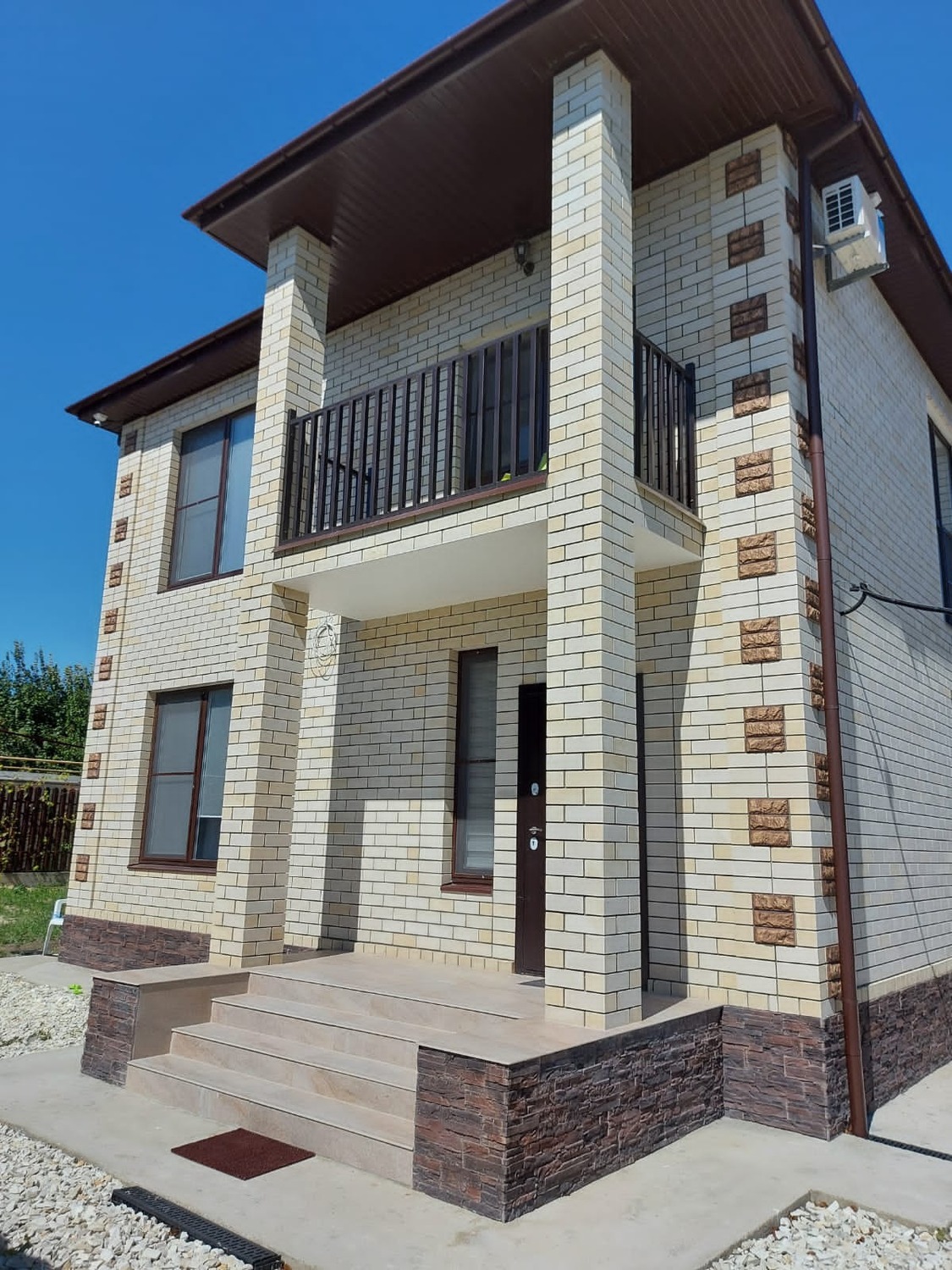2-этажный коттедж, 180 м² 